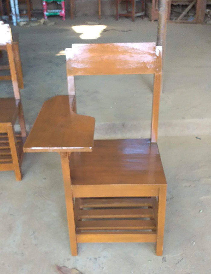 kursi kuliah jati